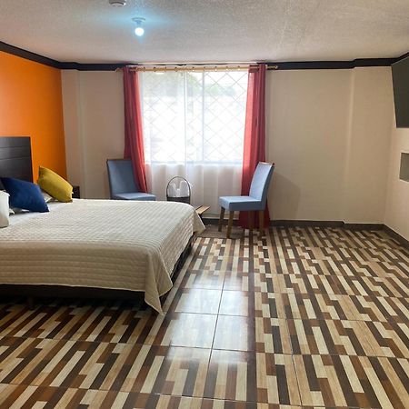 Hostal Guayllabamba Quito Buitenkant foto